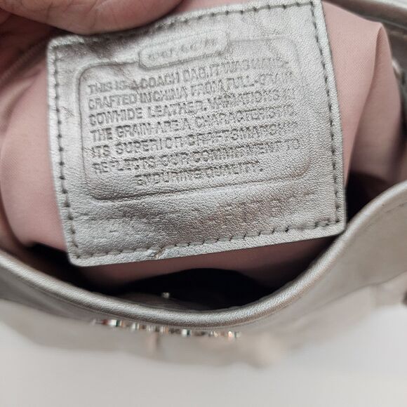 Coach F17605 Ashley Leather Hippie Bag Cross Body Purse White Silver Shoulder - Picture 14 of 16